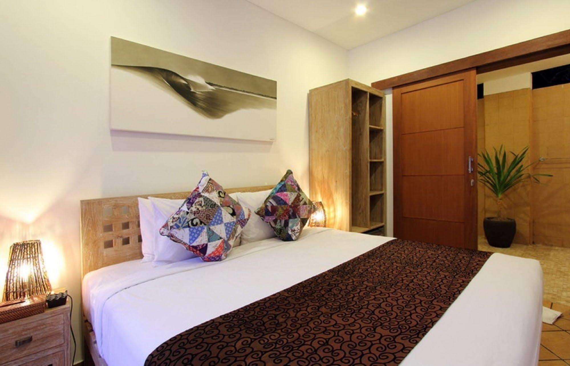 Mojo Resort Canggu Exteriör bild